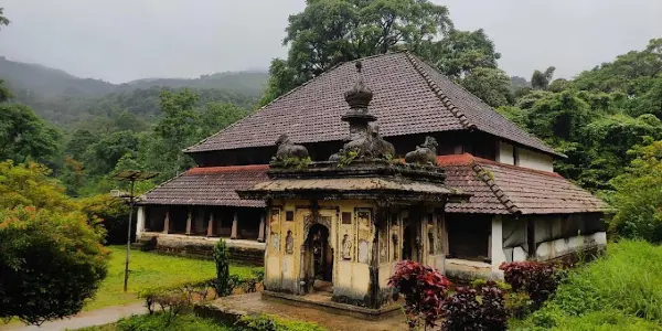 History Buff's Delight: Exploring Nalknad Palace