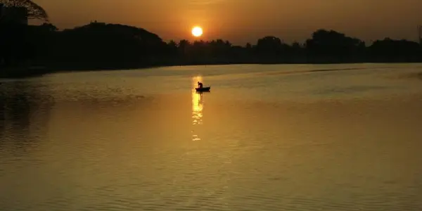 A Peaceful Escape: Finding Nature's Calm at Ulsoor Lake