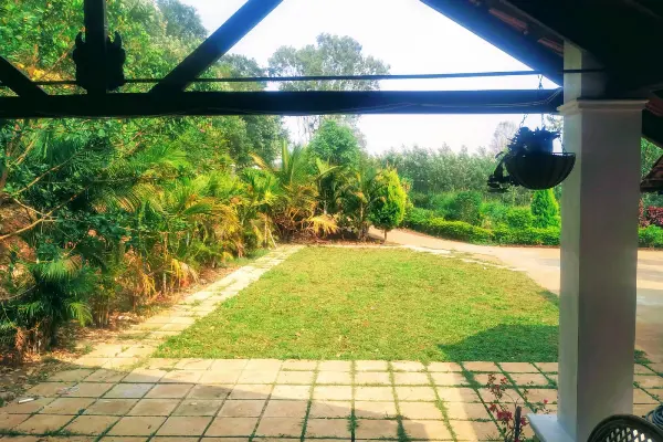 Luxurious Room Stay at Mullayanagiri