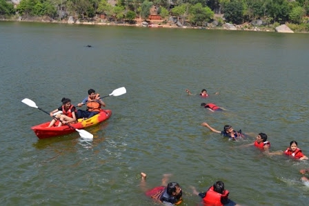 Manchanabele Dam Day Outing with Water Activities