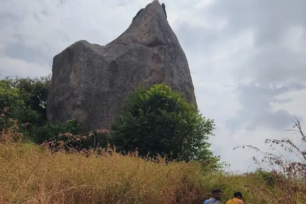 Minchukallu Betta Day Trek with Water Activities