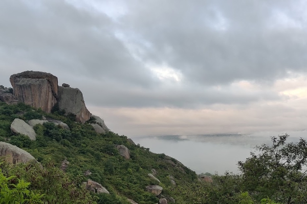 Bettadapura Day Trek With Sightseeing