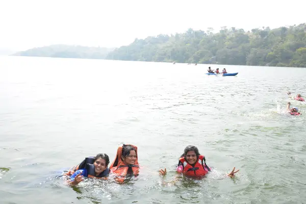 Manchanabele Dam Water Sports