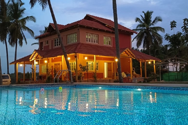 Farm Stay with Pool And Adventure Activities