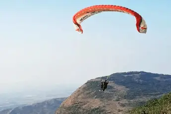 Paragliding in Bangalore - Nandi Hills