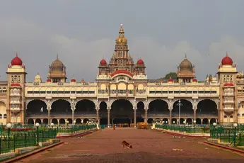 Melukote and Mysore One Day Trip From Bangalore image 5