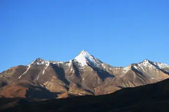 Kanamo Peak Trek image 4