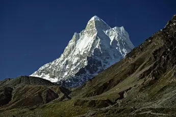 Gaumukh Tapovan Trek image 3