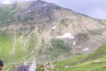 Gangabal Lake Trekimage 3