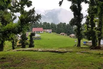 Dhakuri Trek image 5
