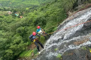 Panchgani Waterfall Trek With Rappelling image 3