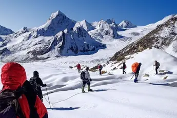 Auden’s Col Trek image 4