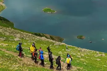 Kashmir Great Lakes Trek image 2
