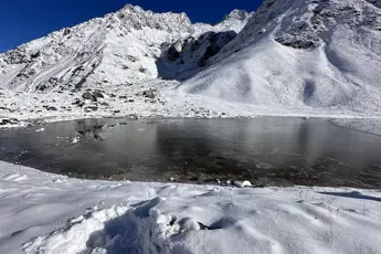 Ruinsara Lake Trek