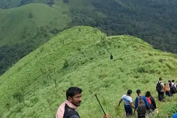 Merthi Gudda Trek image 2