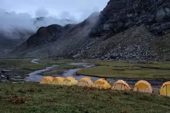 Rupin Pass Trek image 5