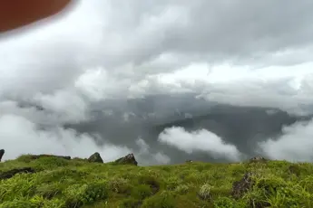 Merthi Gudda Trek image 3