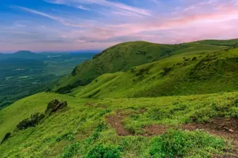Mullayanagiri Peak Trek image 2