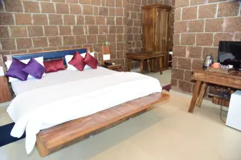 Mandagadde Resort AC Rooms Stay image 2