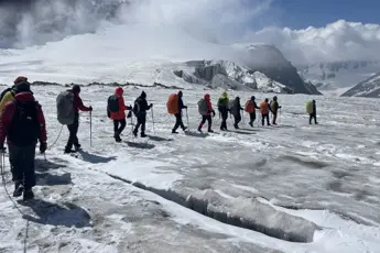 Auden’s Col Trek image 2
