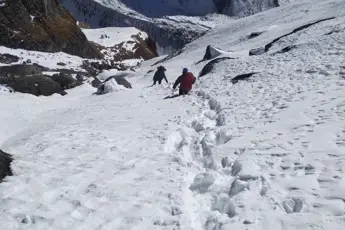 Baljuri Peak Summit Trek image 2