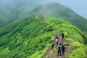 Torna Fort Trek image 3