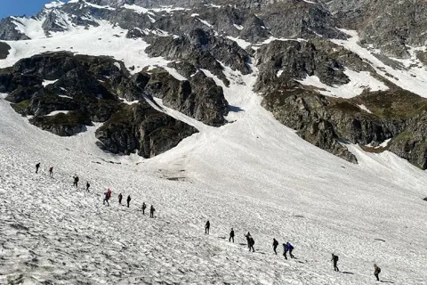 Hampta Pass Trekimage 1