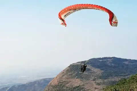 Paragliding in Bangalore - Nandi Hillsimage 1