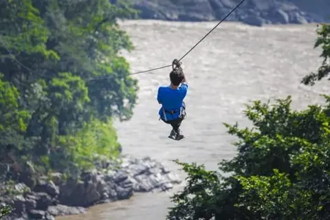 Bungee Jumping in Rishikesh image 5