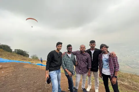Paragliding in Bangalore - Nandi Hillsimage 1