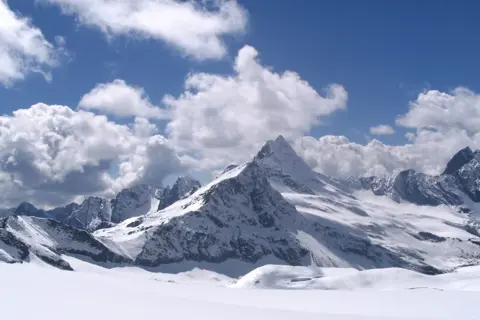 Kalihani Pass Trekimage 1