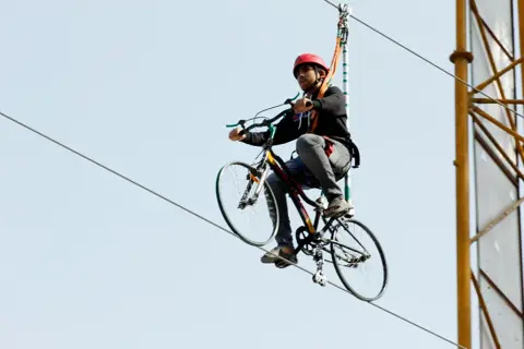 Bungee Jumping in Rishikesh image 7