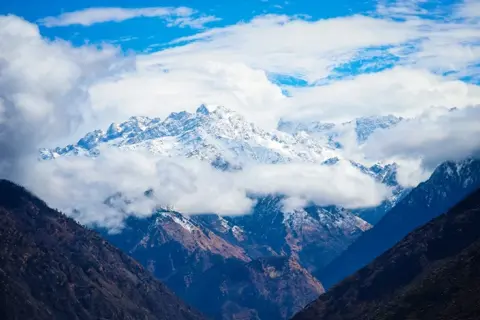 Nanda Devi East Base Camp Trekimage 1