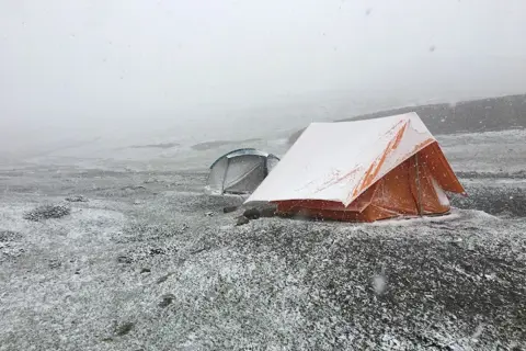 Kanamo Peak Trekimage 1