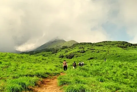 Nishani Motte Trekimage 1