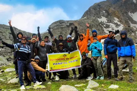 Hampta Pass Trekimage 1