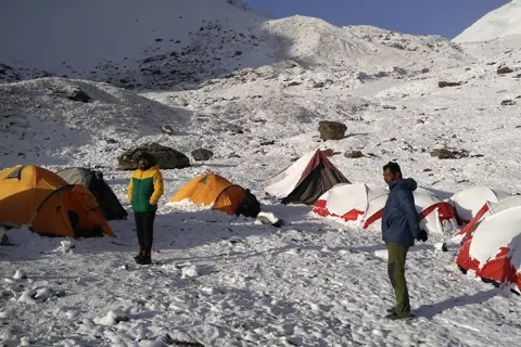 Bali Pass Trekimage 1