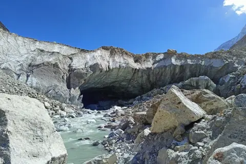 Gaumukh Tapovan Trekimage 1