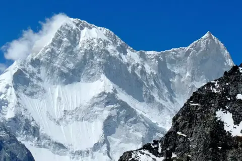 Bagini Glacier Trekimage 1