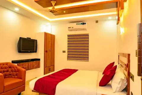 Kashmir Tour Packages​image 1