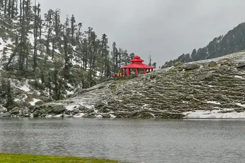 Kareri Lake Trek image 3