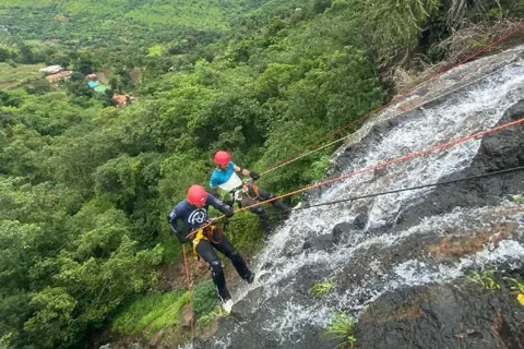 Panchgani Waterfall Trek With Rappellingimage 1