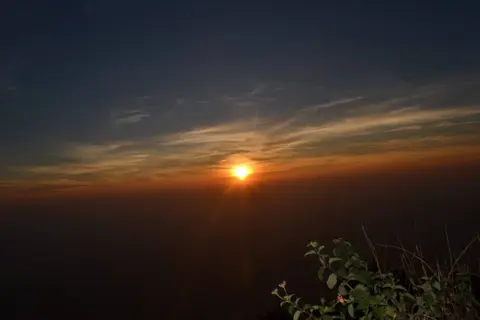 Minchukallu Betta Sunrise Trek with Water Activitiesimage 1 Minchukallu Betta Sunrise Trek with Water Activitiesimage 1