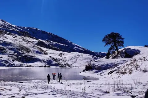 Roopkund Trekimage 1