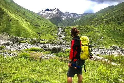 Khimloga Pass Trekimage 1 Khimloga Pass Trekimage 1