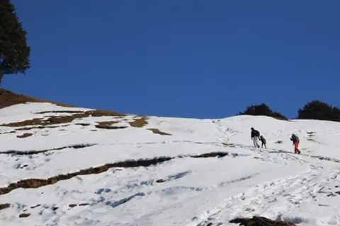 Jalori Pass Trekimage 1