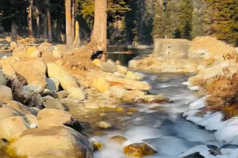 Doodhpathri Trekimage 1