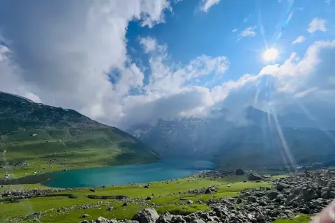 Kashmir Great Lakes Trekimage 1