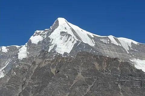 Sunderdhunga Trekimage 1