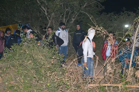 Minchukallu Betta Sunrise Trek with Water Activitiesimage 1 Minchukallu Betta Sunrise Trek with Water Activitiesimage 1